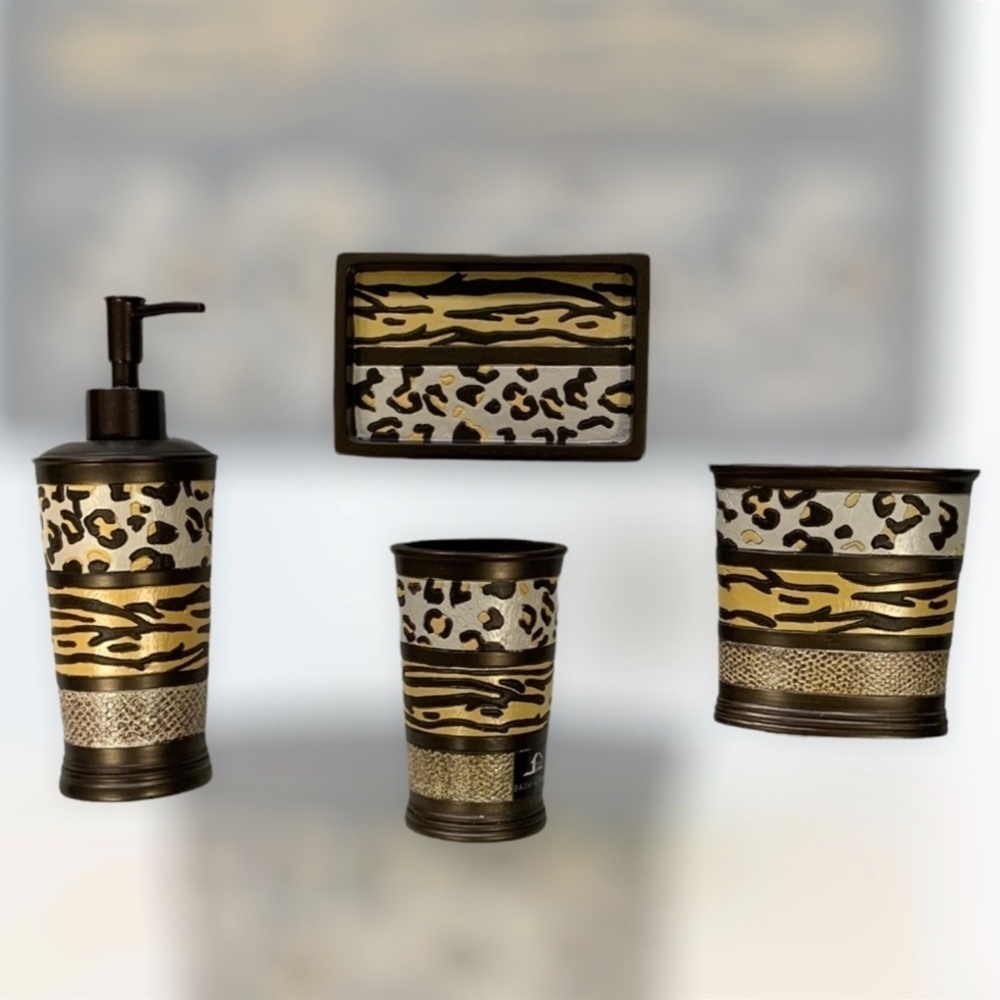 Animal Print Shower Hooks Set of 12 Resin Hooks Gazelle Leopard Multicol… - Picture 11 of 11